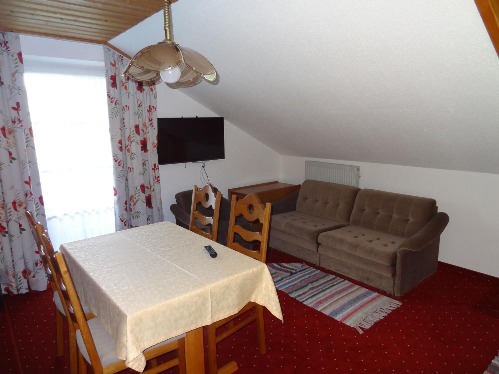 Pension Holzapfel Sankt Georgen im Attergau Room photo